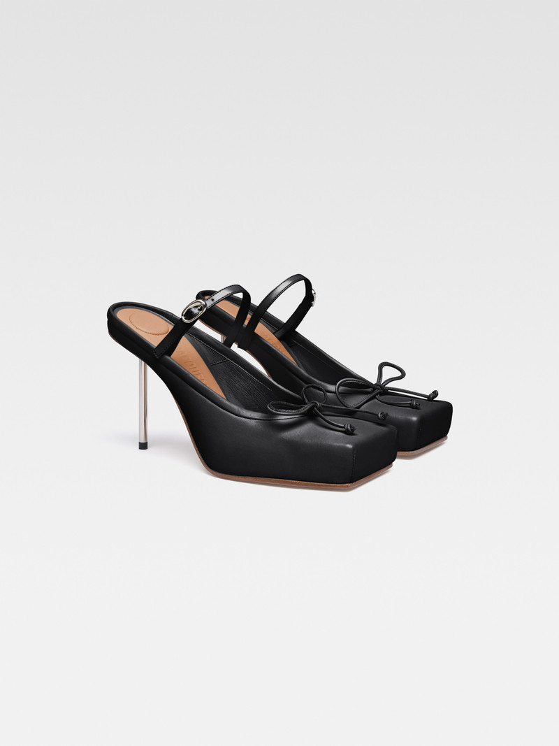 JACQUEMUS Les chaussures Ballet outlook