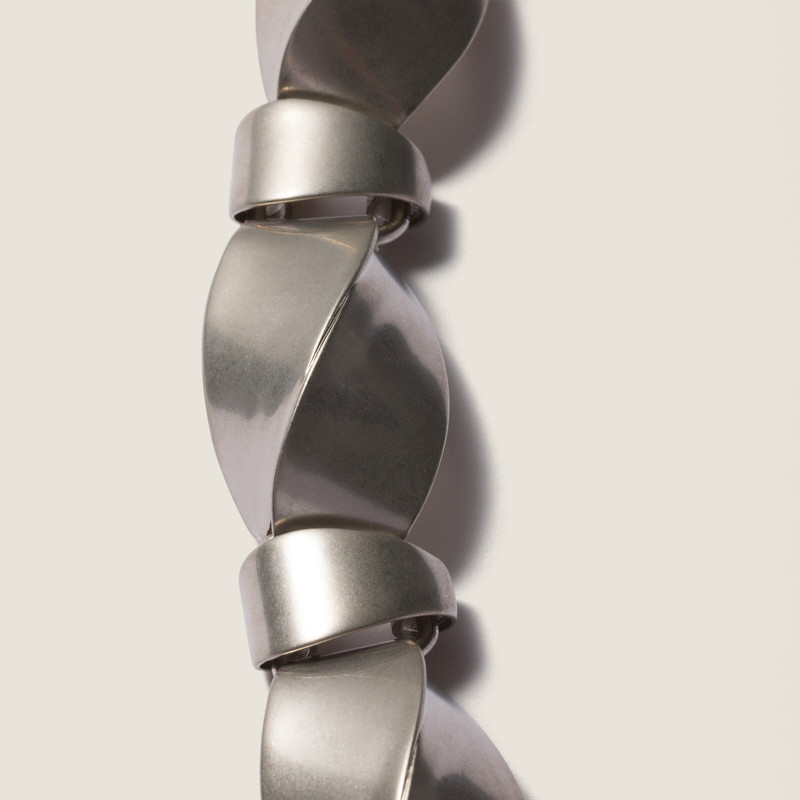 Metal and leather necklace 3