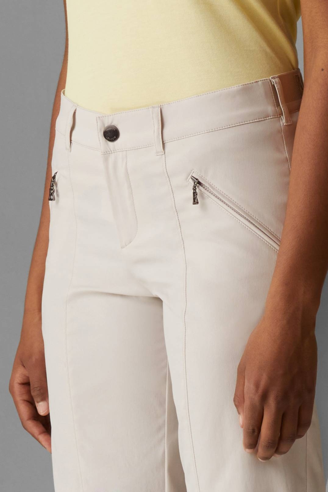 ZENA FUNCTIONAL BERMUDA SHORTS IN SAND - 5