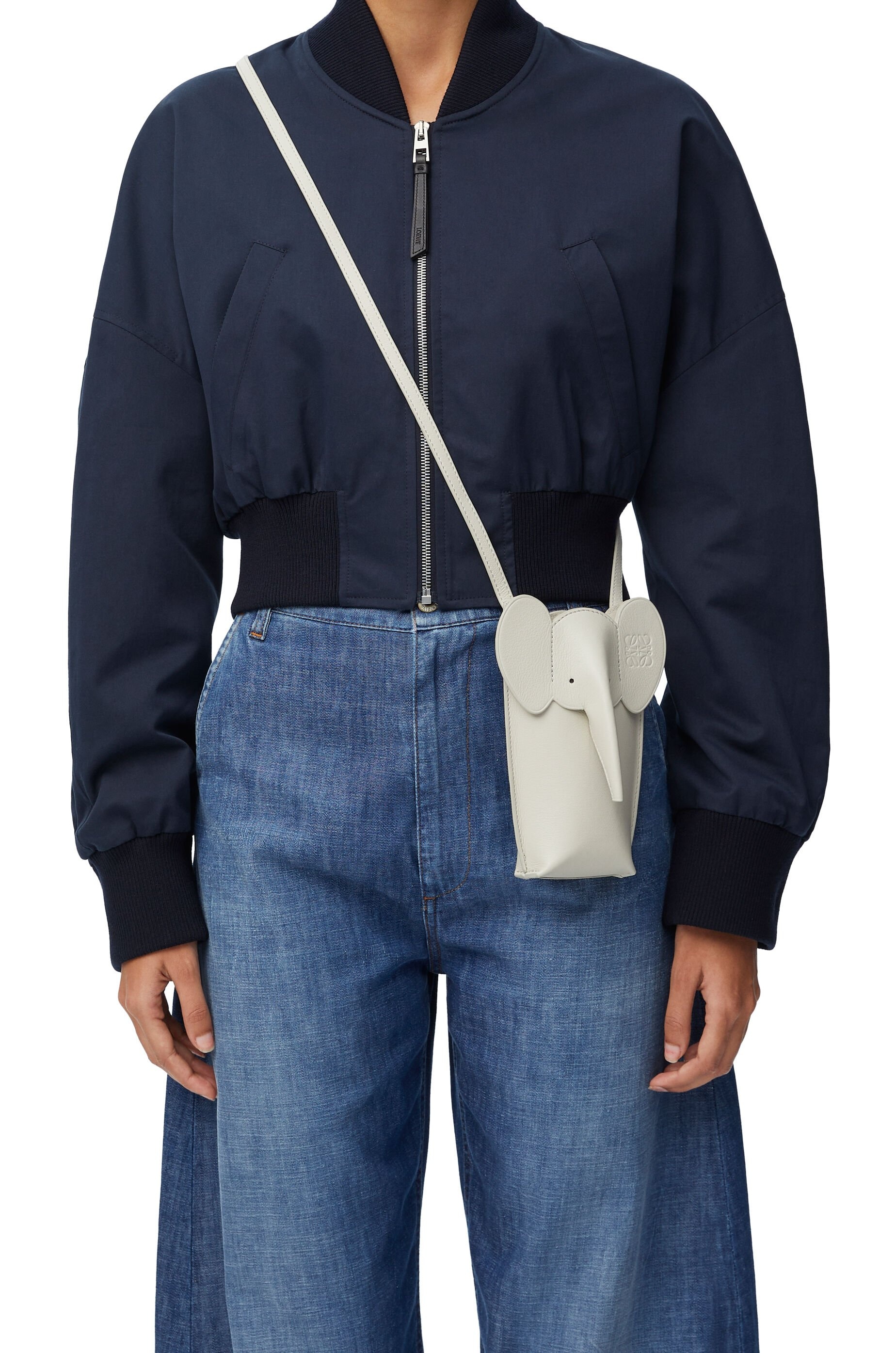 【国内発送】Elephant Pocket in classic calfskin Elephant Pocket in Classic Calfskin,elephant Leather Cross