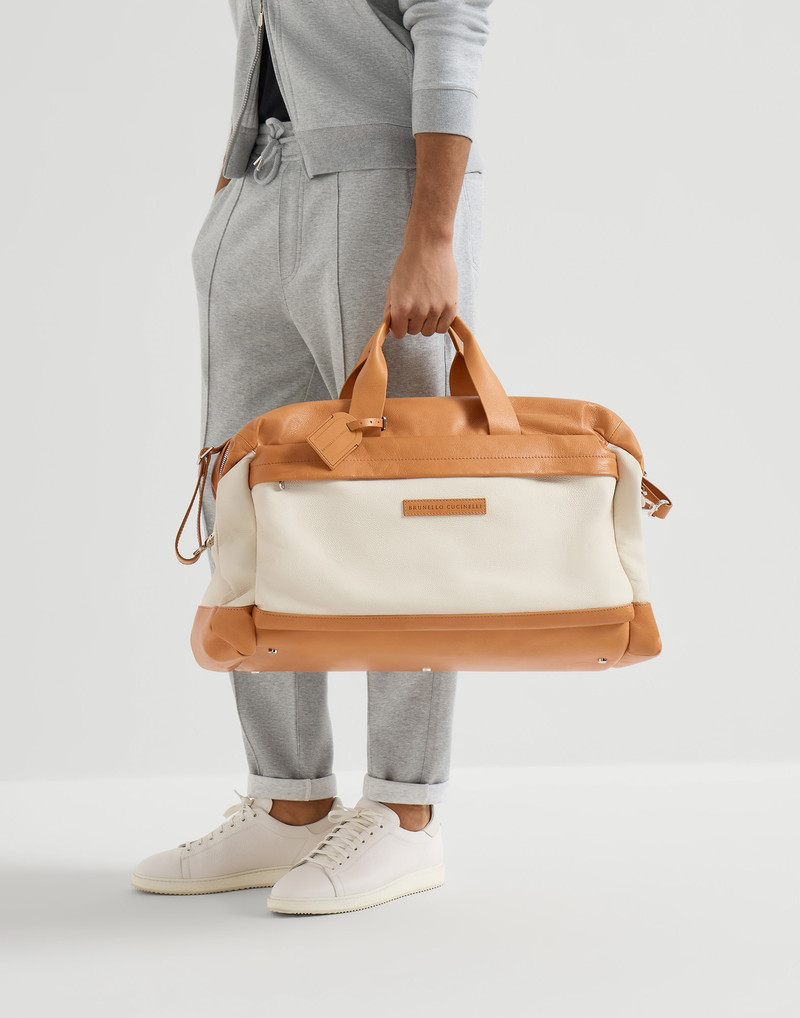 Grained calfskin and cowhide active bag 4