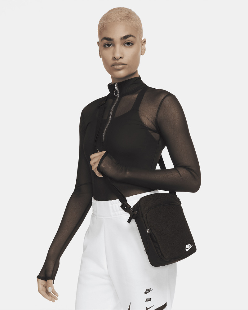 Nike Nike Heritage Crossbody Bag (4L) outlook