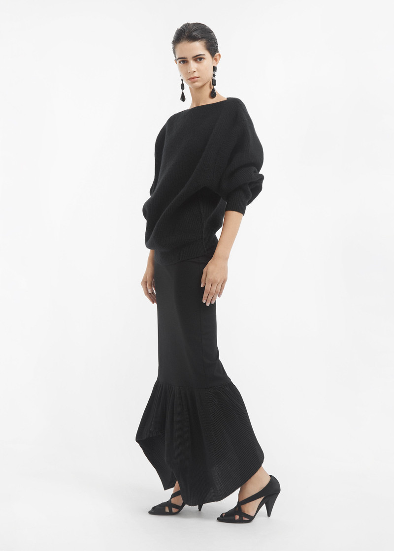 Oversized Boatneck Sweater in Wool Cashmere 3