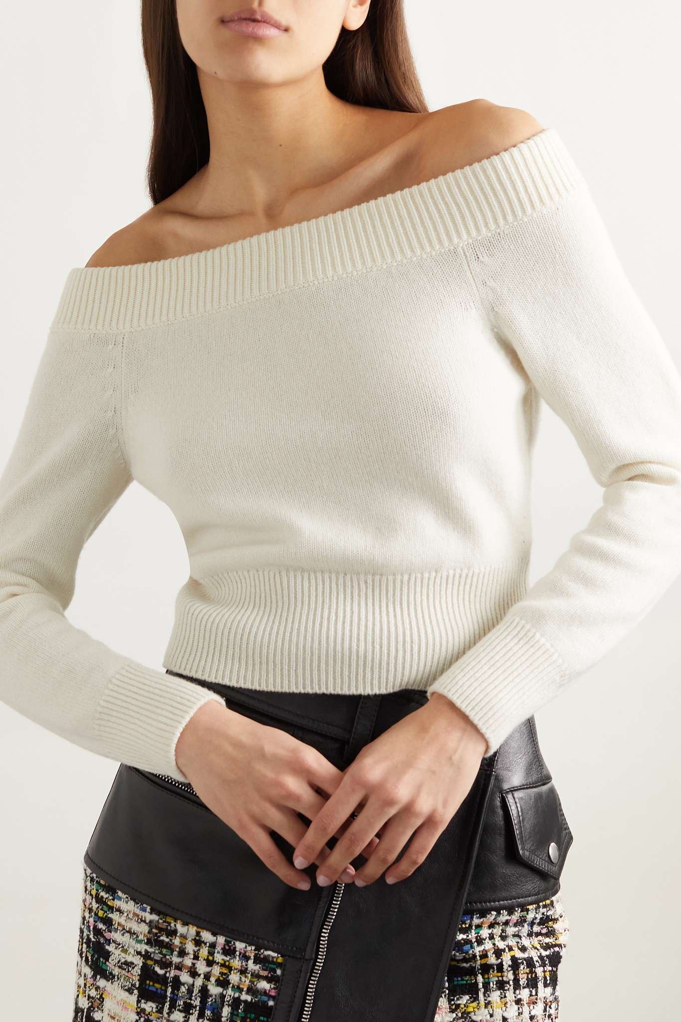 Off-the-shoulder wool and cashmere-blend sweater - 3