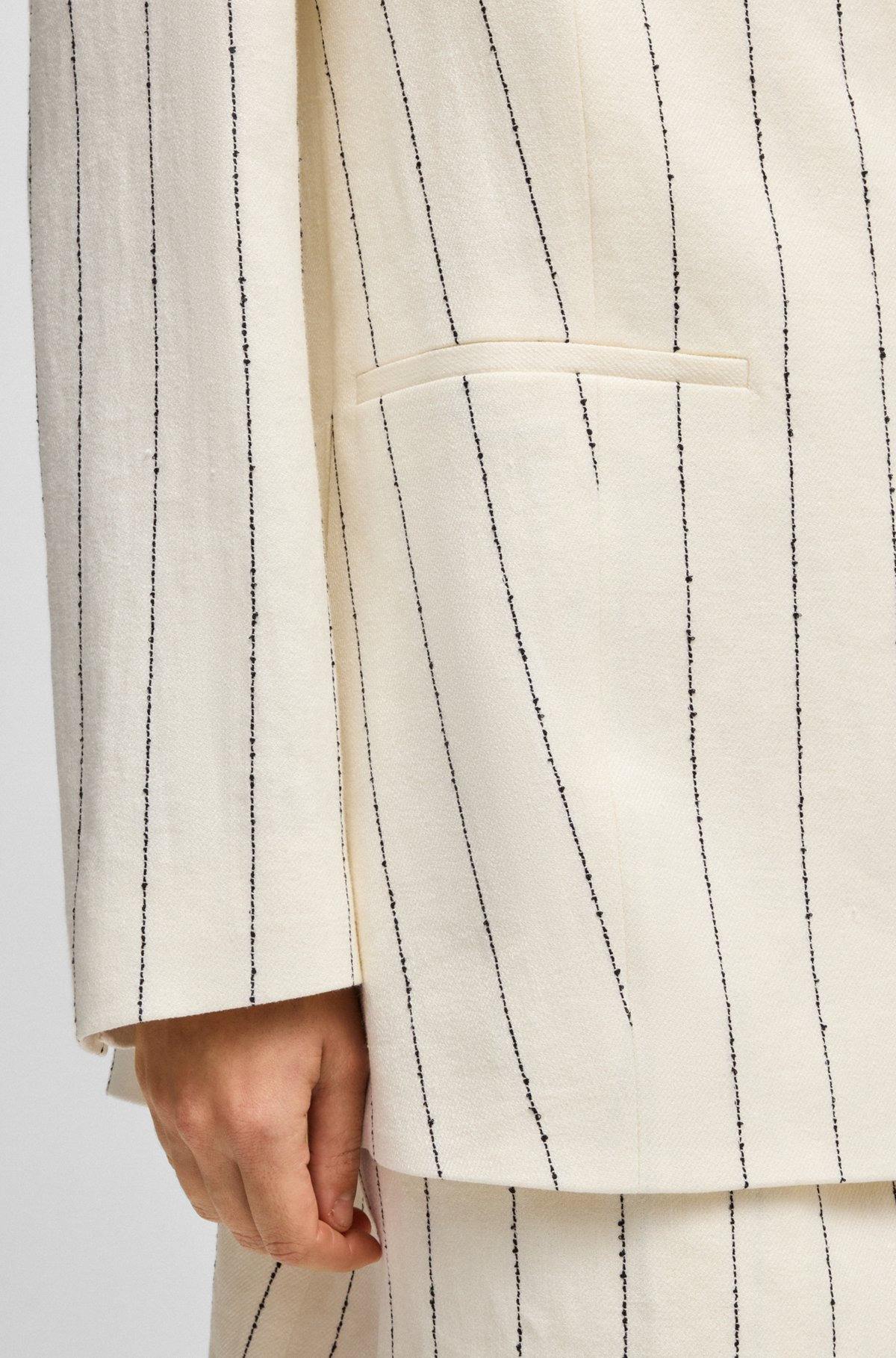RELAXED-FIT SUIT JACKET IN STRIPED LINEN-BLEND BOUCLÉ - 6
