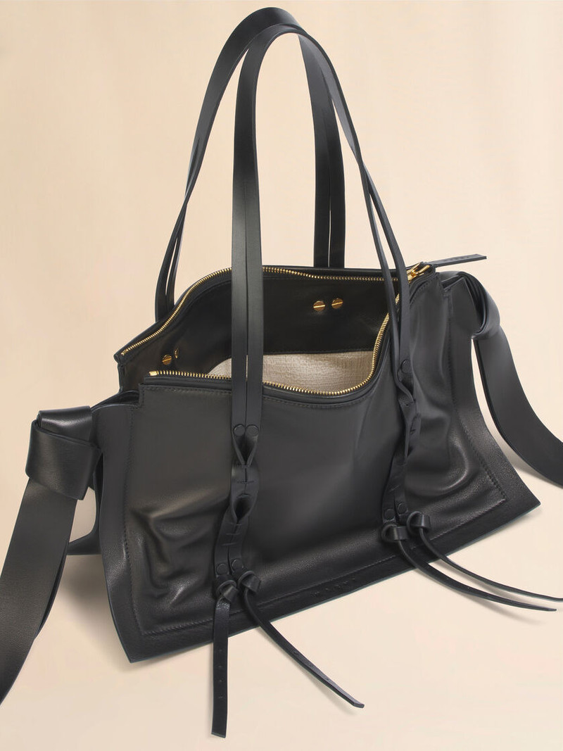 BLACK LEATHER AMULET SMALL BAG 4