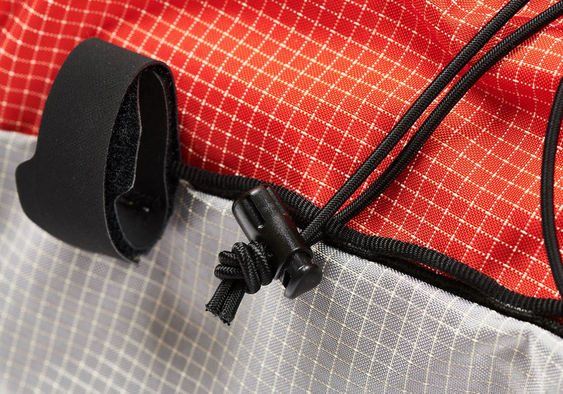 PALACE ARC'TERYX ALPHA AR 20 BACKPACK GREY / DYNASTY 8