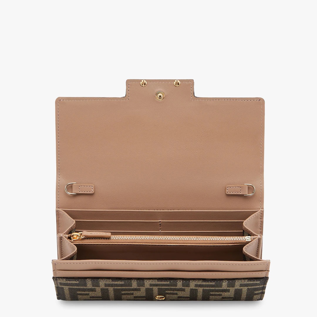 Baguette continental wallet with detachable, thin chain shoulder strap. The interior is laid out lik - 4