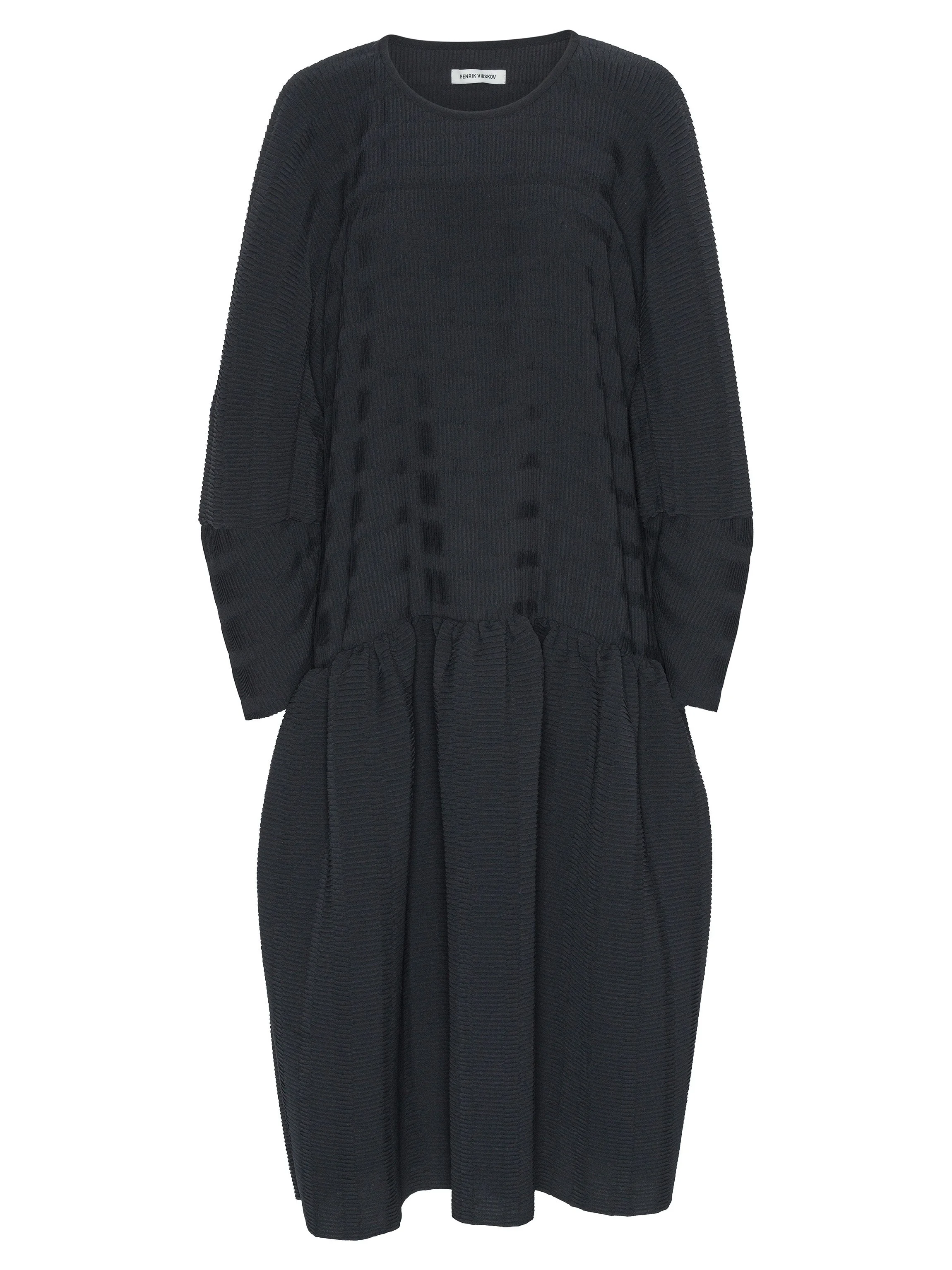 HILLY PLISSE DRESS - BLACK - 1