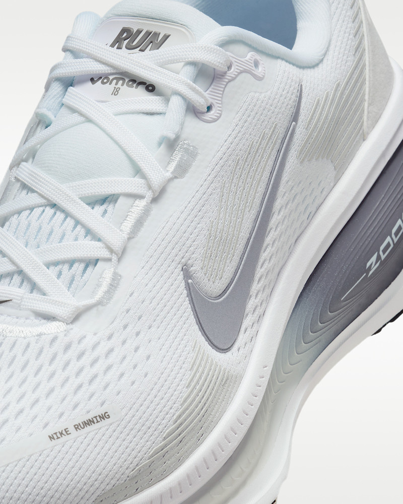 Nike Vomero 18 Women's Road Running Shoes 7