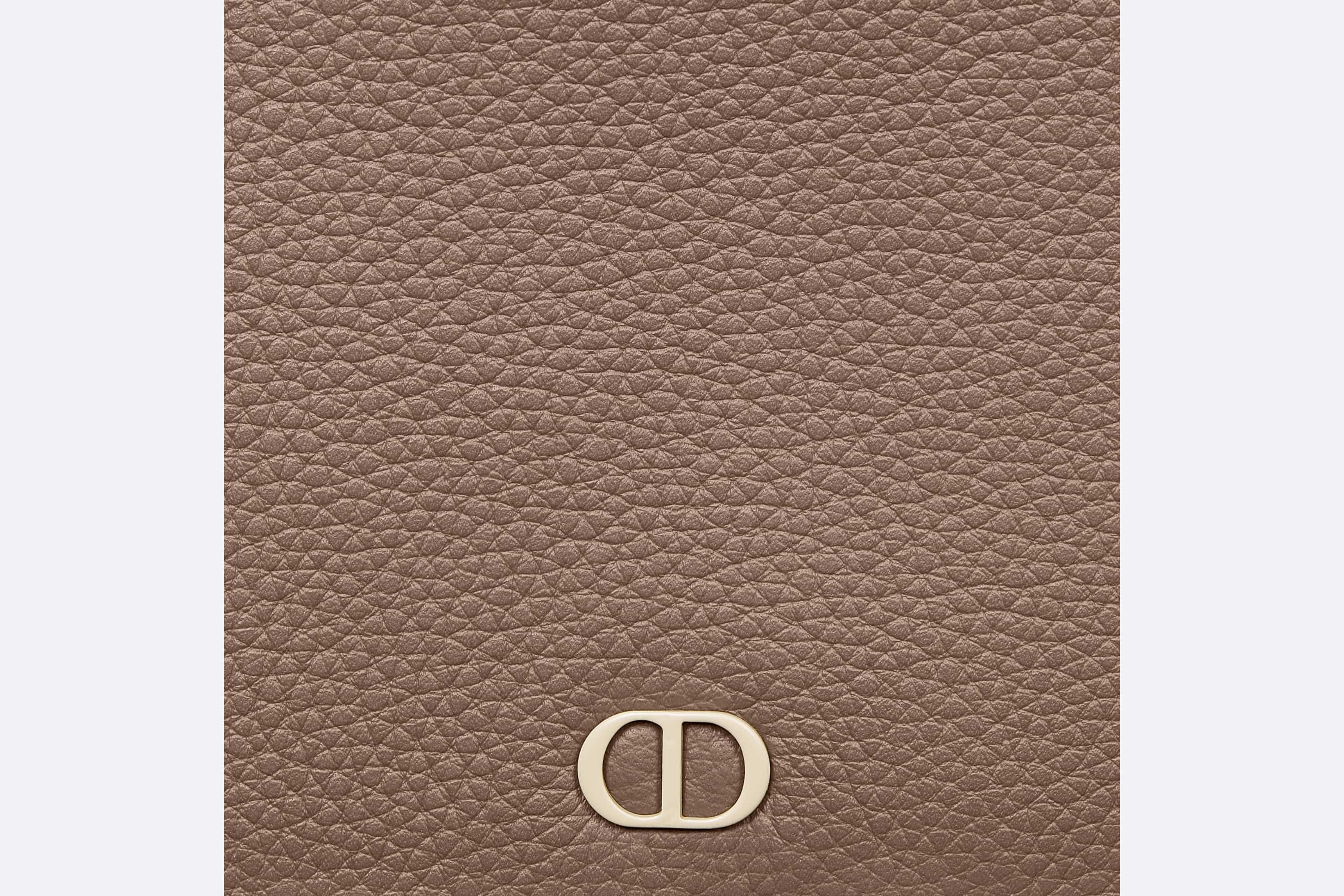 Bi-Fold Card Holder 5