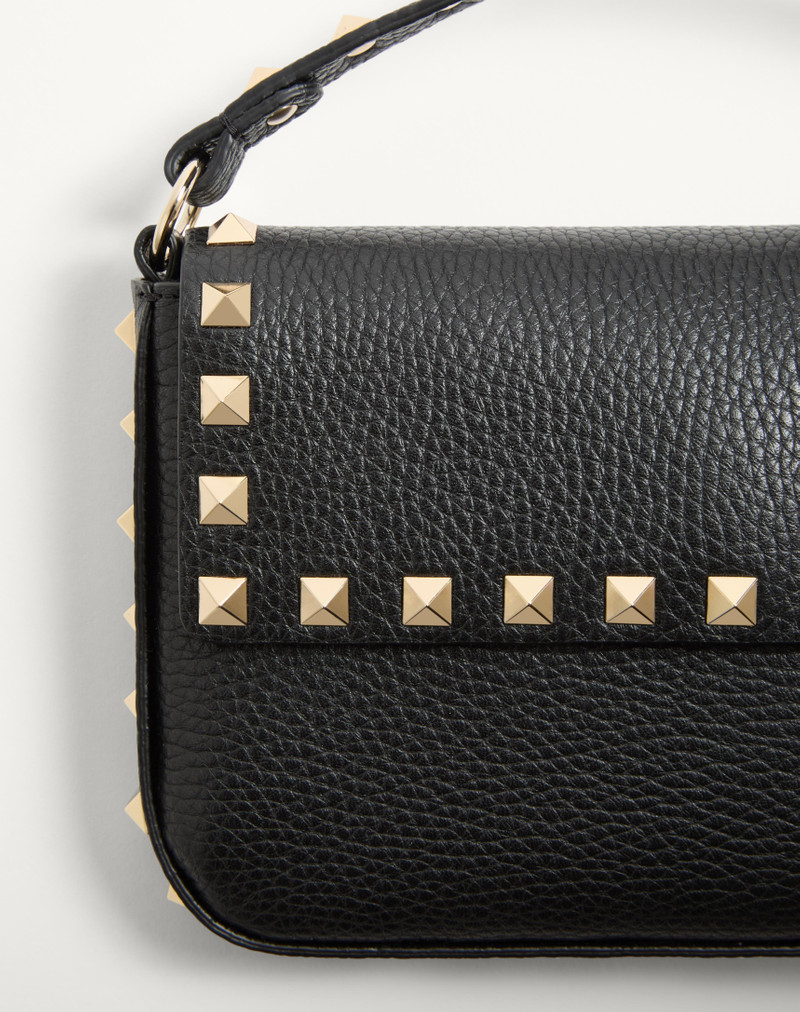 Valentino ROCKSTUD GRAINY CALFSKIN POUCH outlook