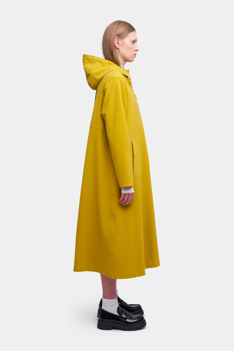 Mosebacke Long Matte Print Raincoat Gold 3