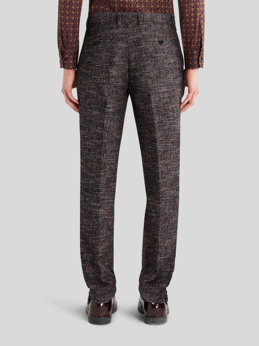 FLAT TROUSERS WITH TUCKS - 4