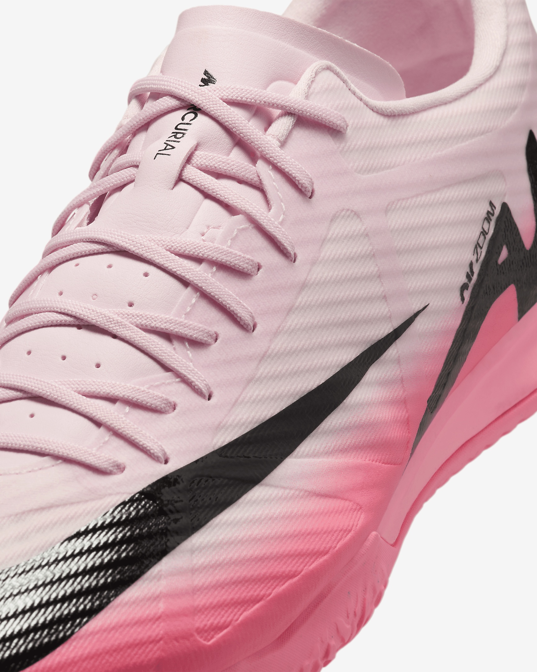 Nike Mercurial Vapor 15 Academy IC Low-Top Soccer Shoes - 7