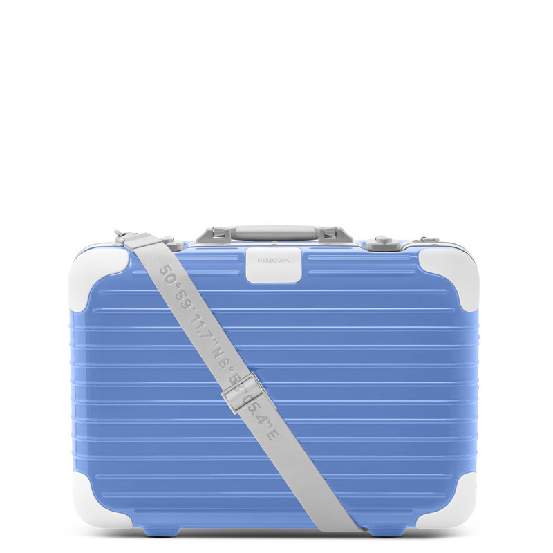 Holiday Hand-Carry Case 7