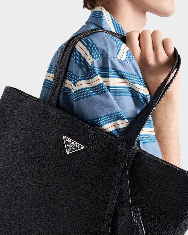 Leather tote 7