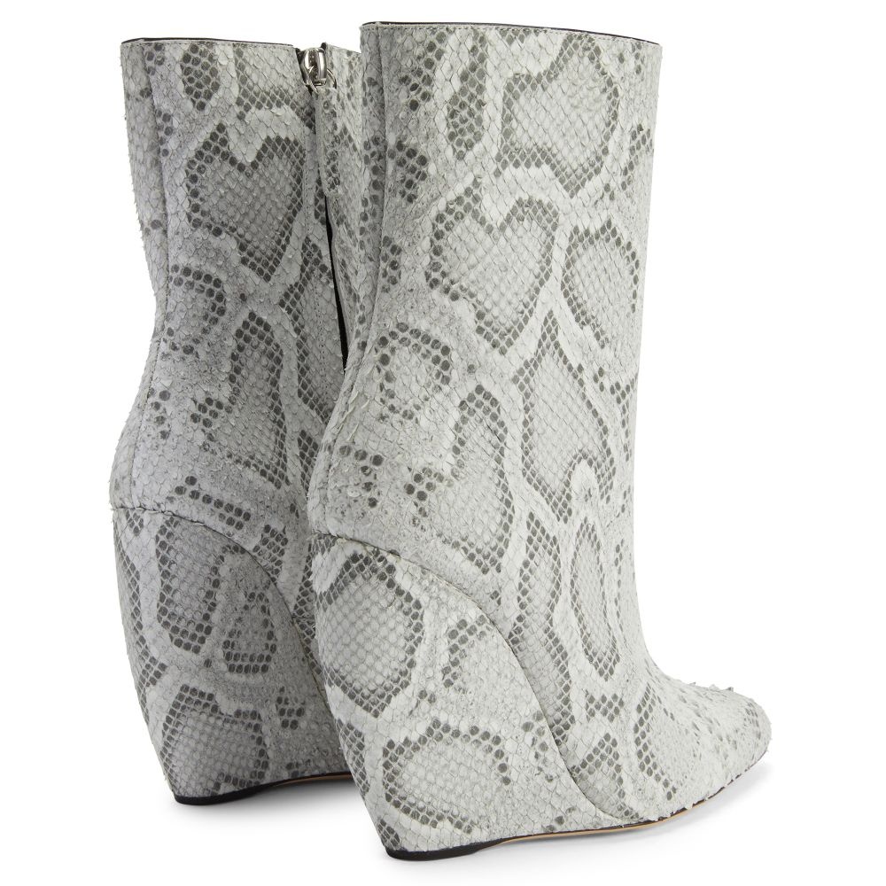 Ginnyfer Bootie - 4