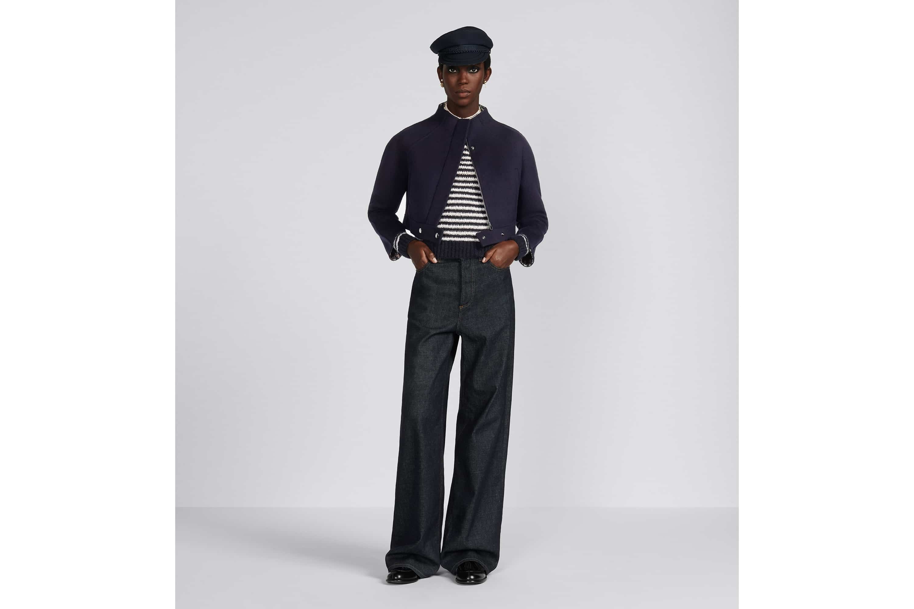 Flared Jeans - 4