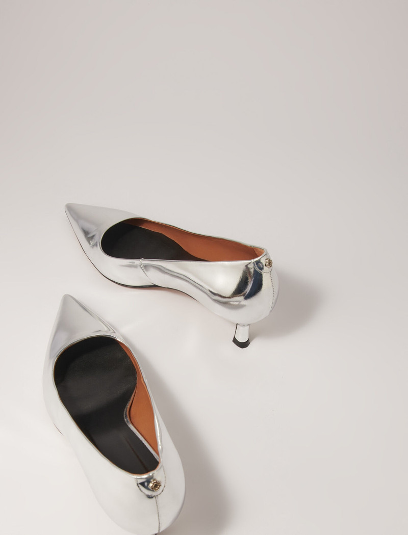 Pointed mirrored leather pumps 6