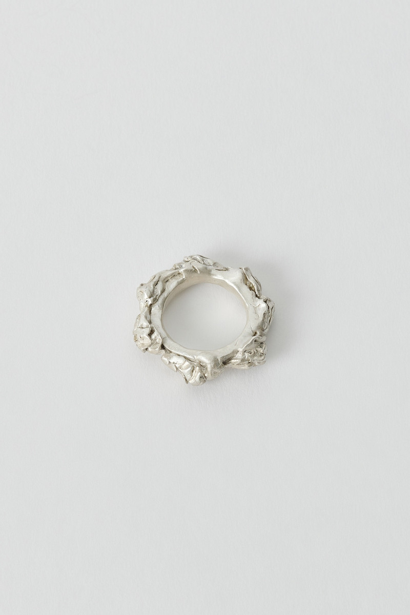 Our Legacy Oyster Ring Petite outlook