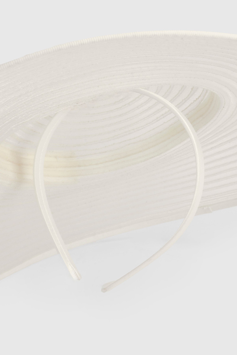 Asymmetric Disk Bow Detailed Fascinator 3