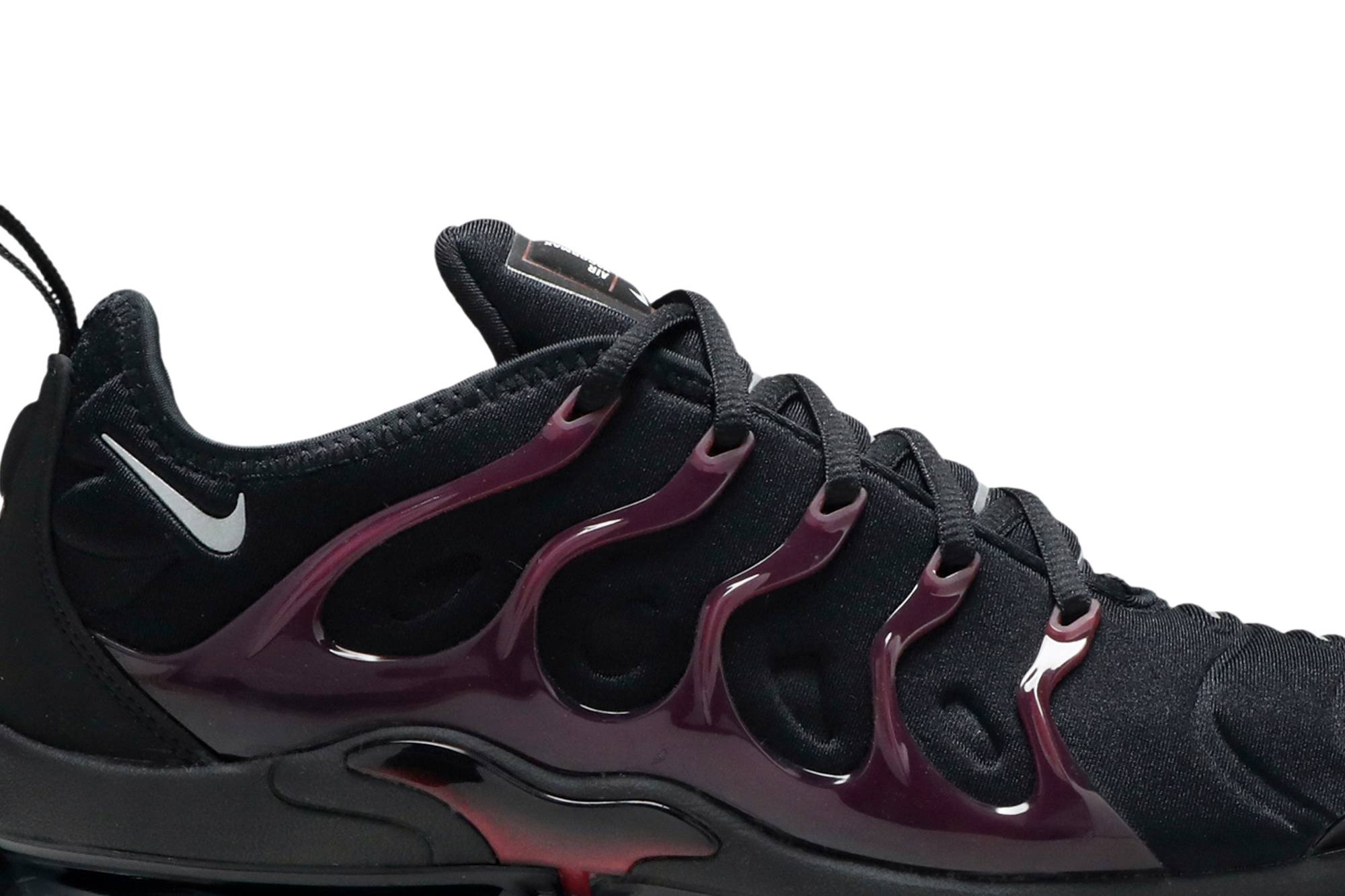 Air VaporMax Plus 'Black Noble Red' - 2