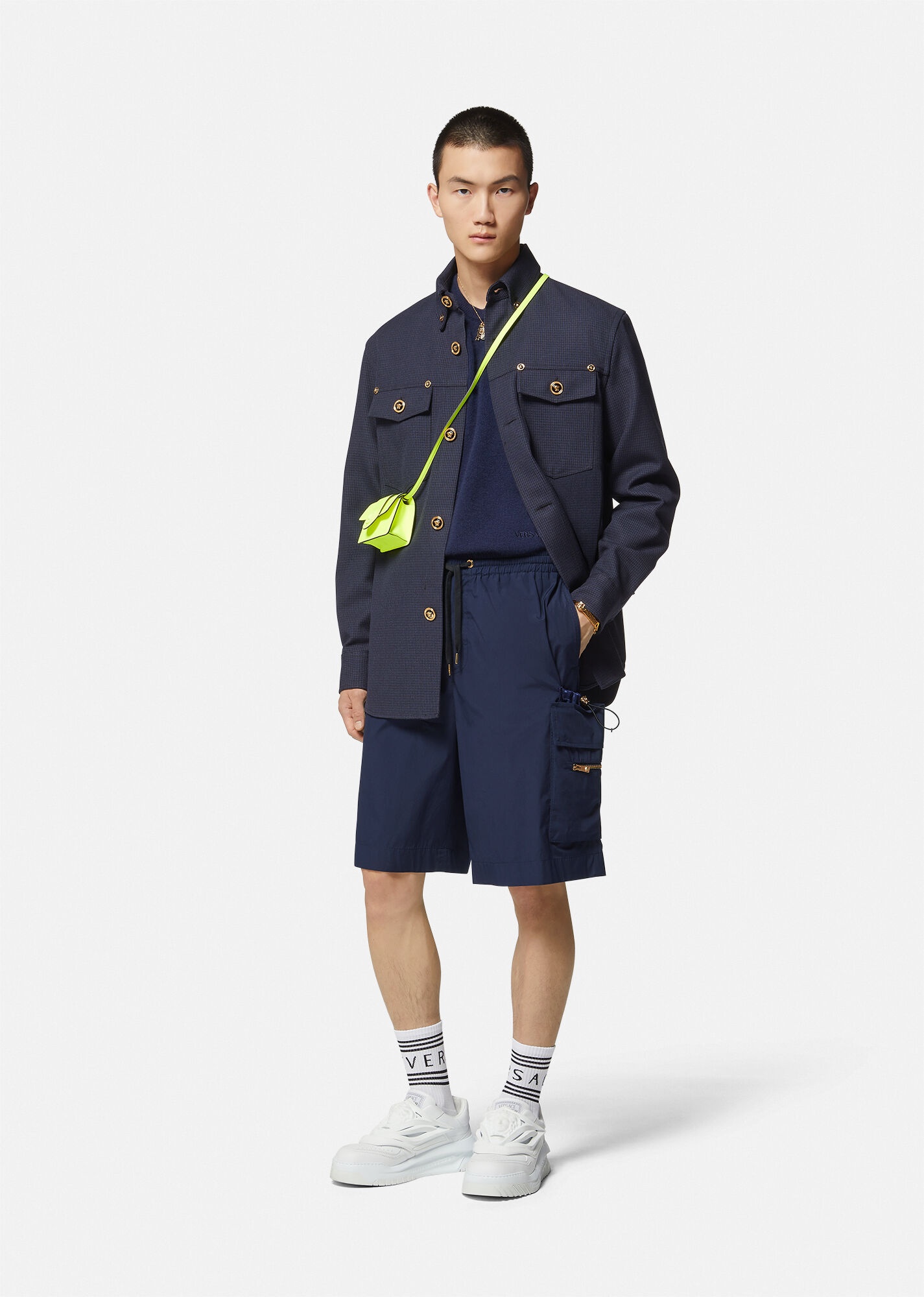 Medusa La Greca Cargo Shorts - 2