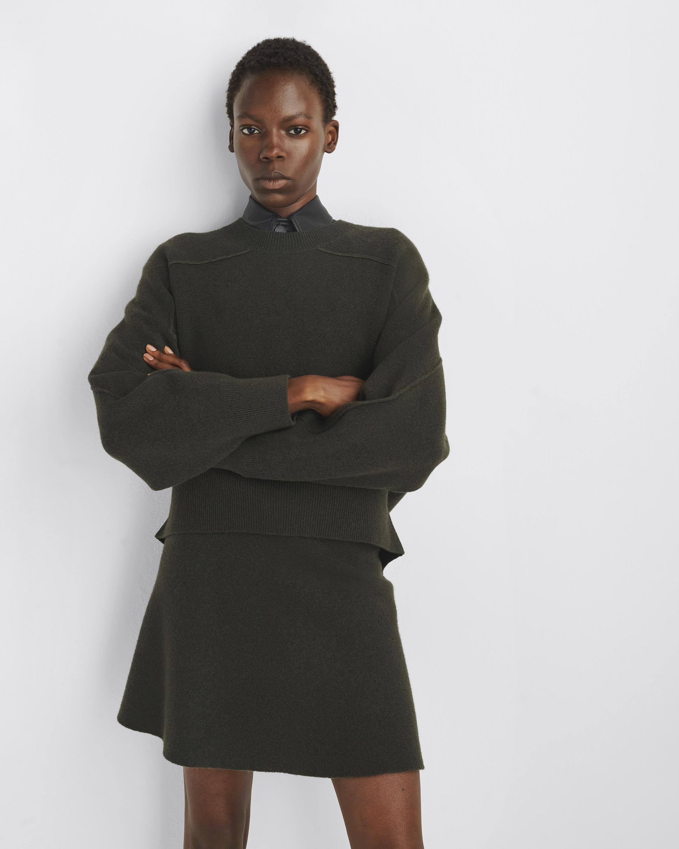 Bridget Italian Wool Skirt
Mini - 2