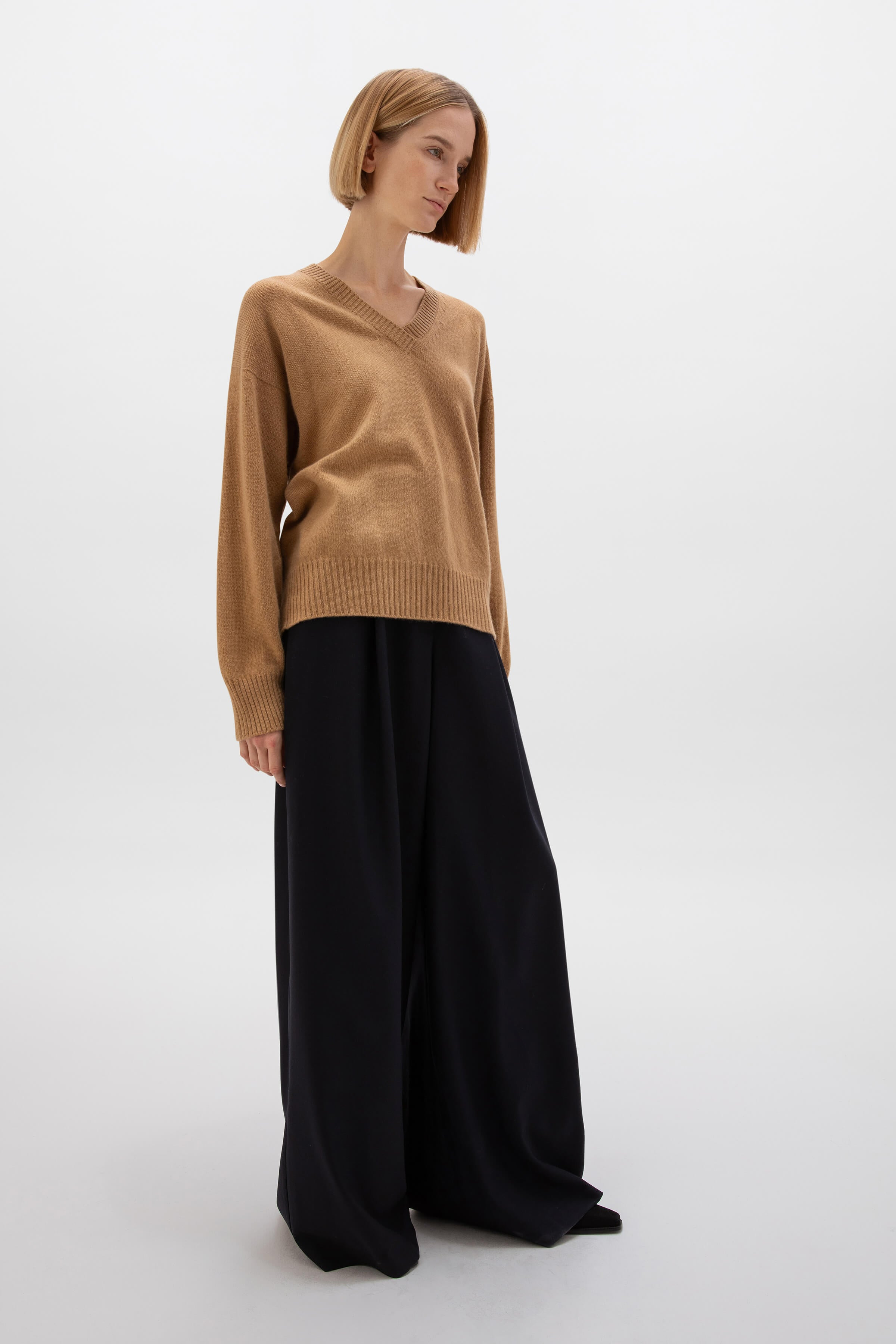 Relaxed Fit Gauzy Camel Cashmere Jumper - 3