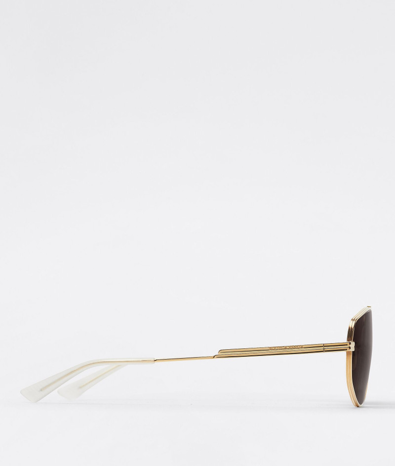 Bottega Veneta classic outlook