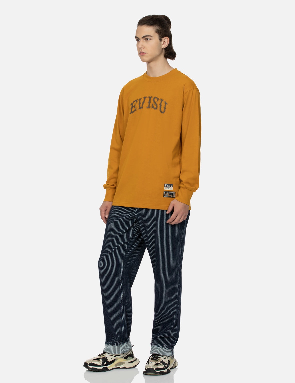 Kamon Embroidery and Logo Print Fashion Fit Long-Sleeve T-shirt - 3