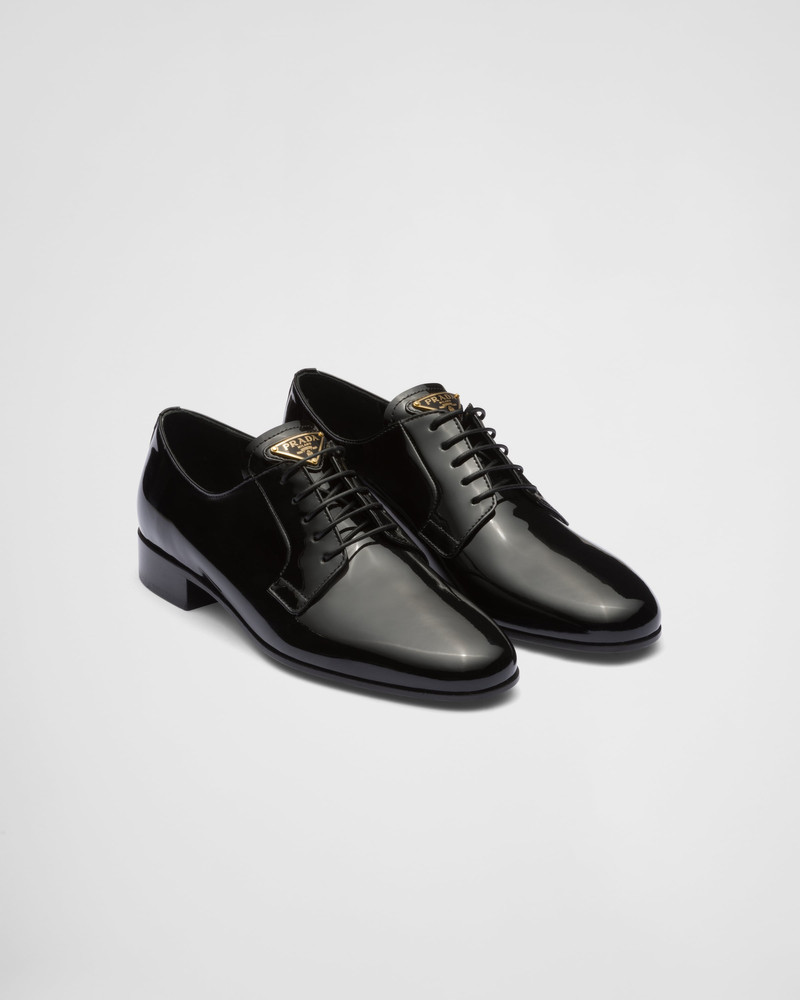Patent leather lace-up shoes 1