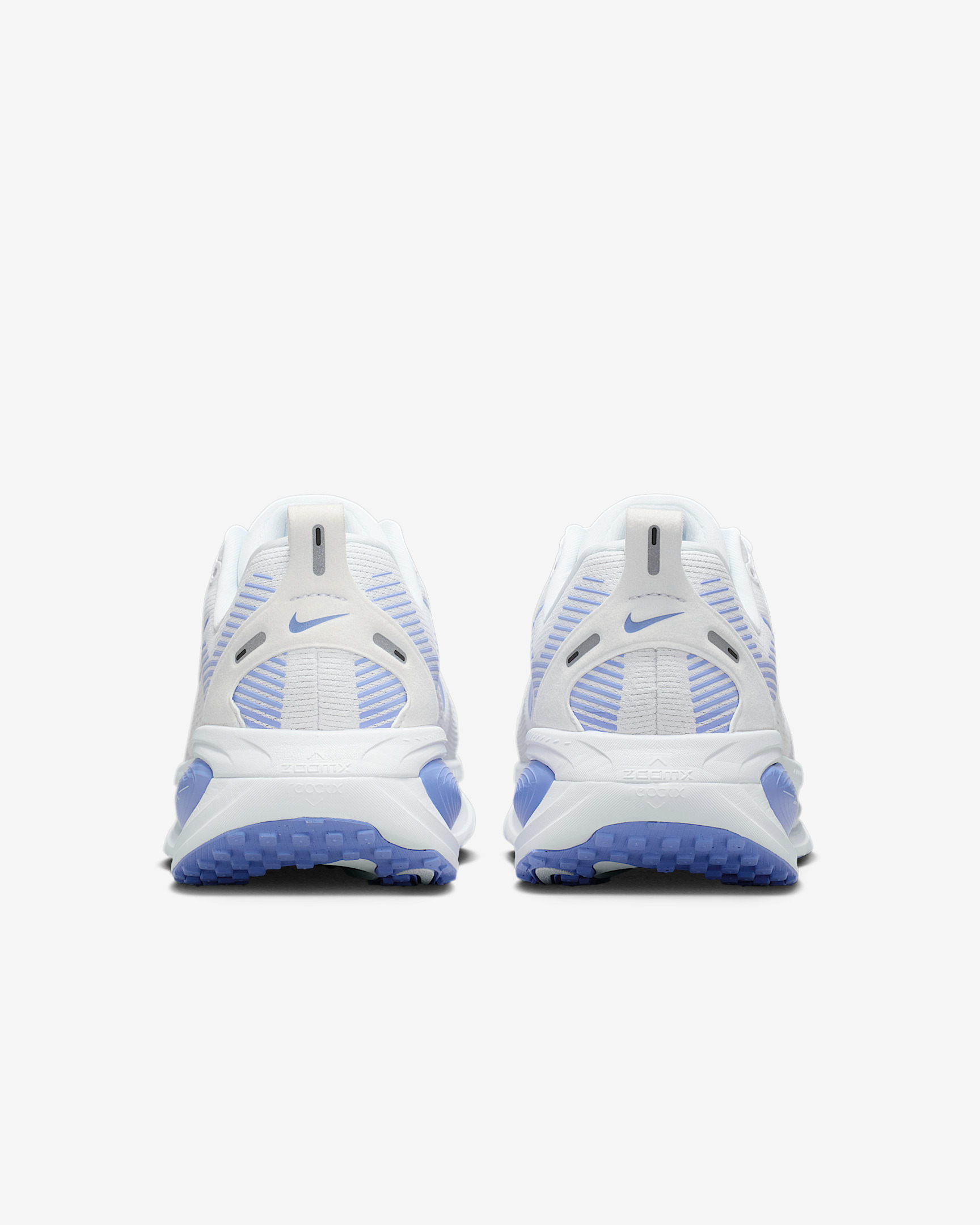 Nike Vomero 18 Women's Road Running Shoes (Extra Wide) - 6