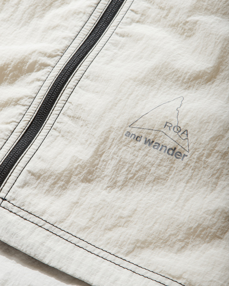 ROA x and wander Ripstop Wind Jacket 10