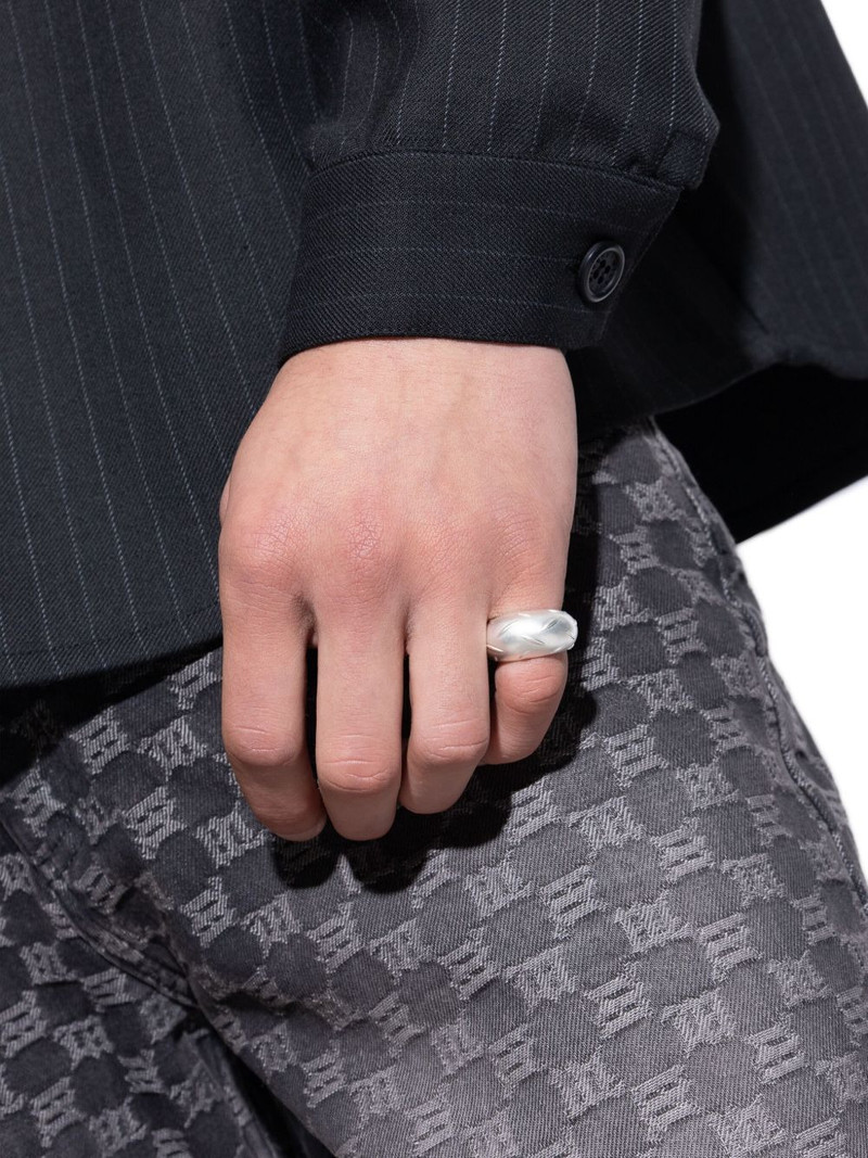 engraved ring 4
