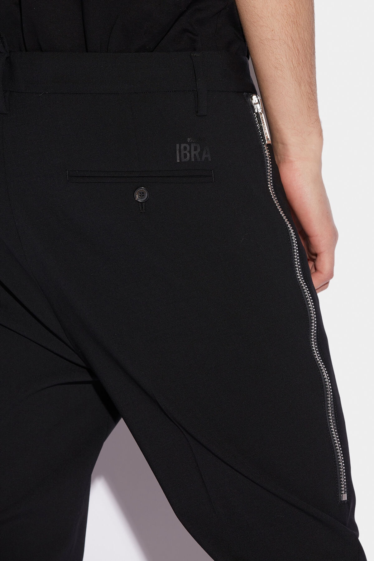 IBRA BLACK ON BLACK SKINNY DAN PANTS - 5