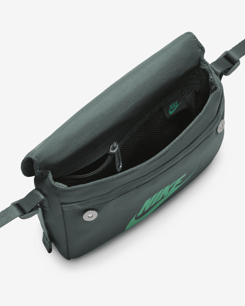 Nike Sportswear Women's Futura 365 Crossbody Bag (3L) 5