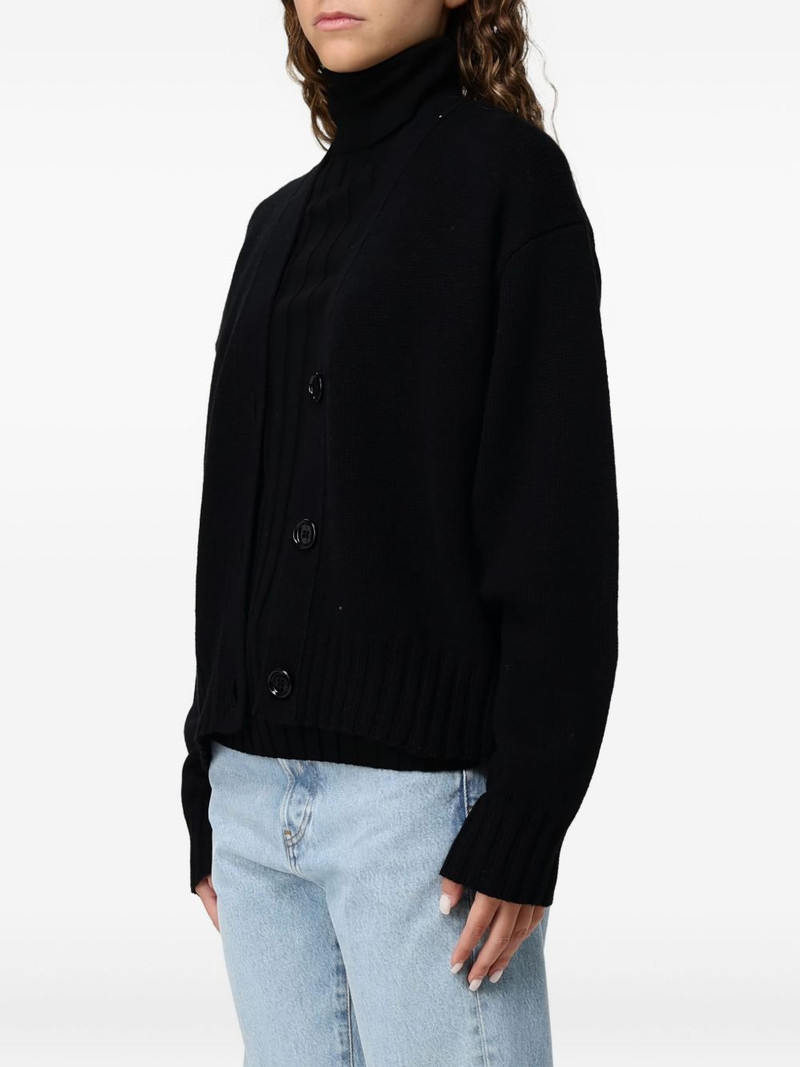 Allude V-neck cardigan outlook