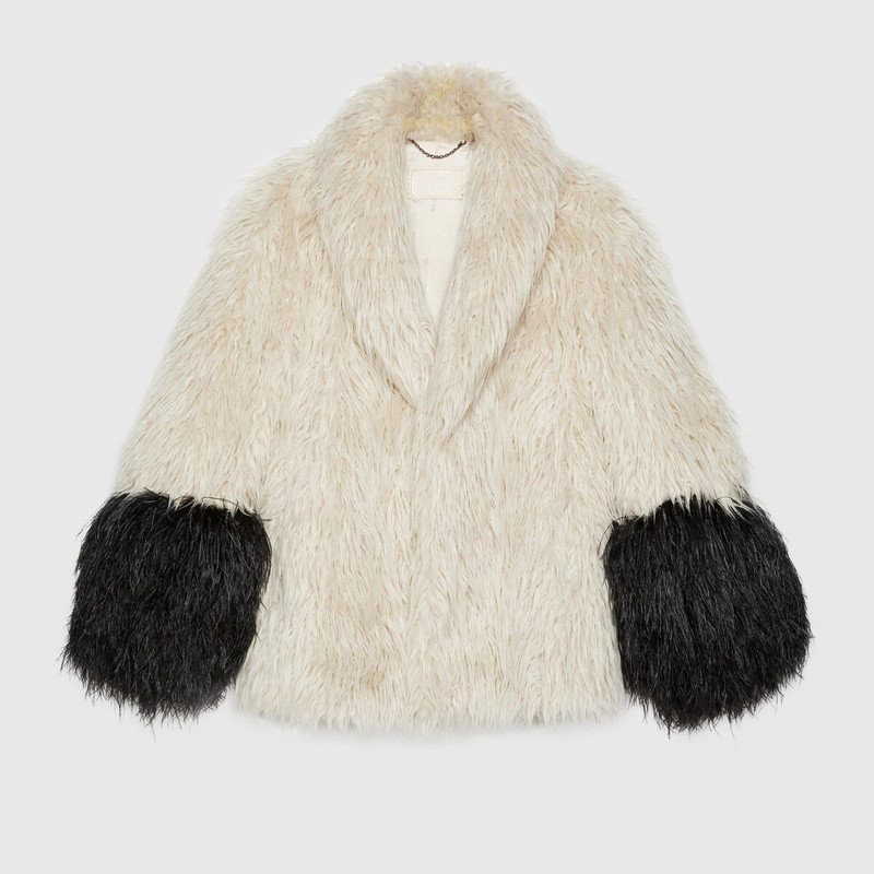 Faux fur coat with feathers 1
