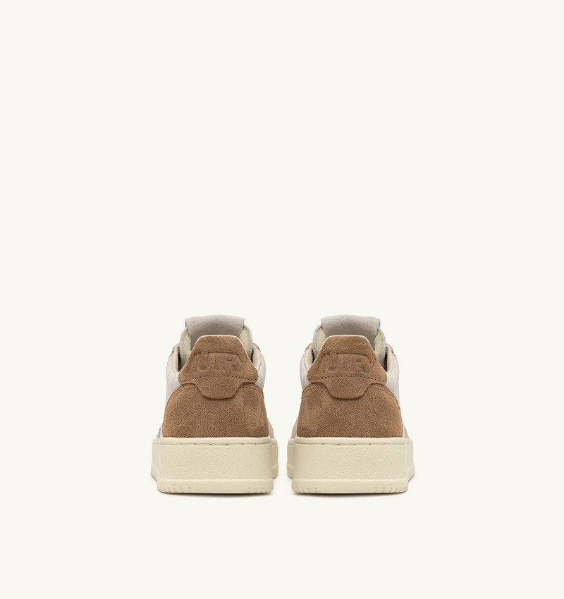 MEDALIST LOW TRICOLOR SNEAKERS IN SAND AND CIGAR SUEDE 3