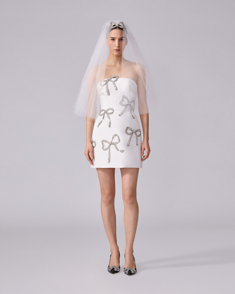 CAROLINA HERRERA Embroidered Bow Tiara and Veil outlook