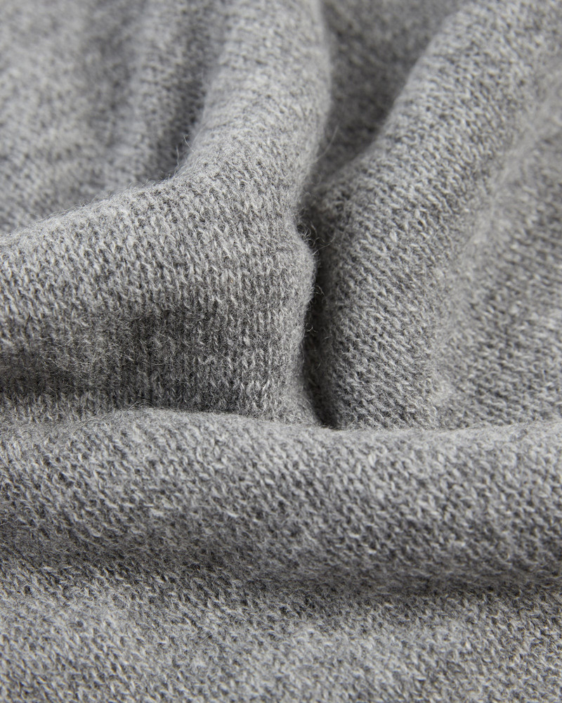 Cashmere scarf 3