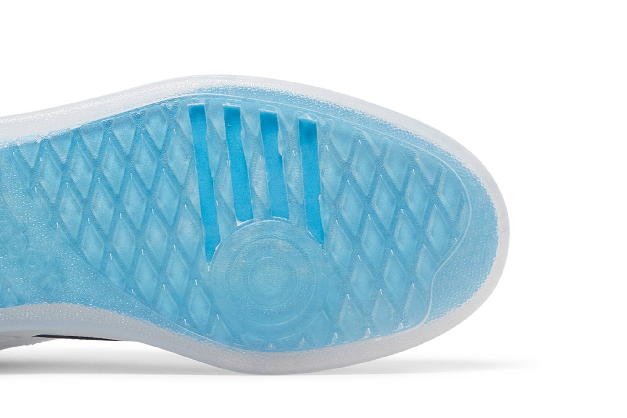Club C Legacy 'White Radiant Aqua' - 5