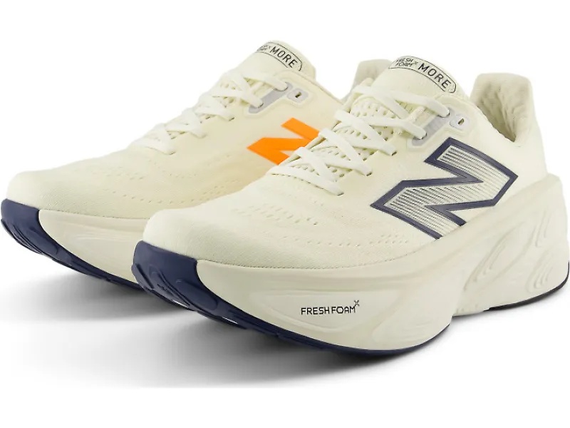 New Balance Fresh Foam X More v5 - 4