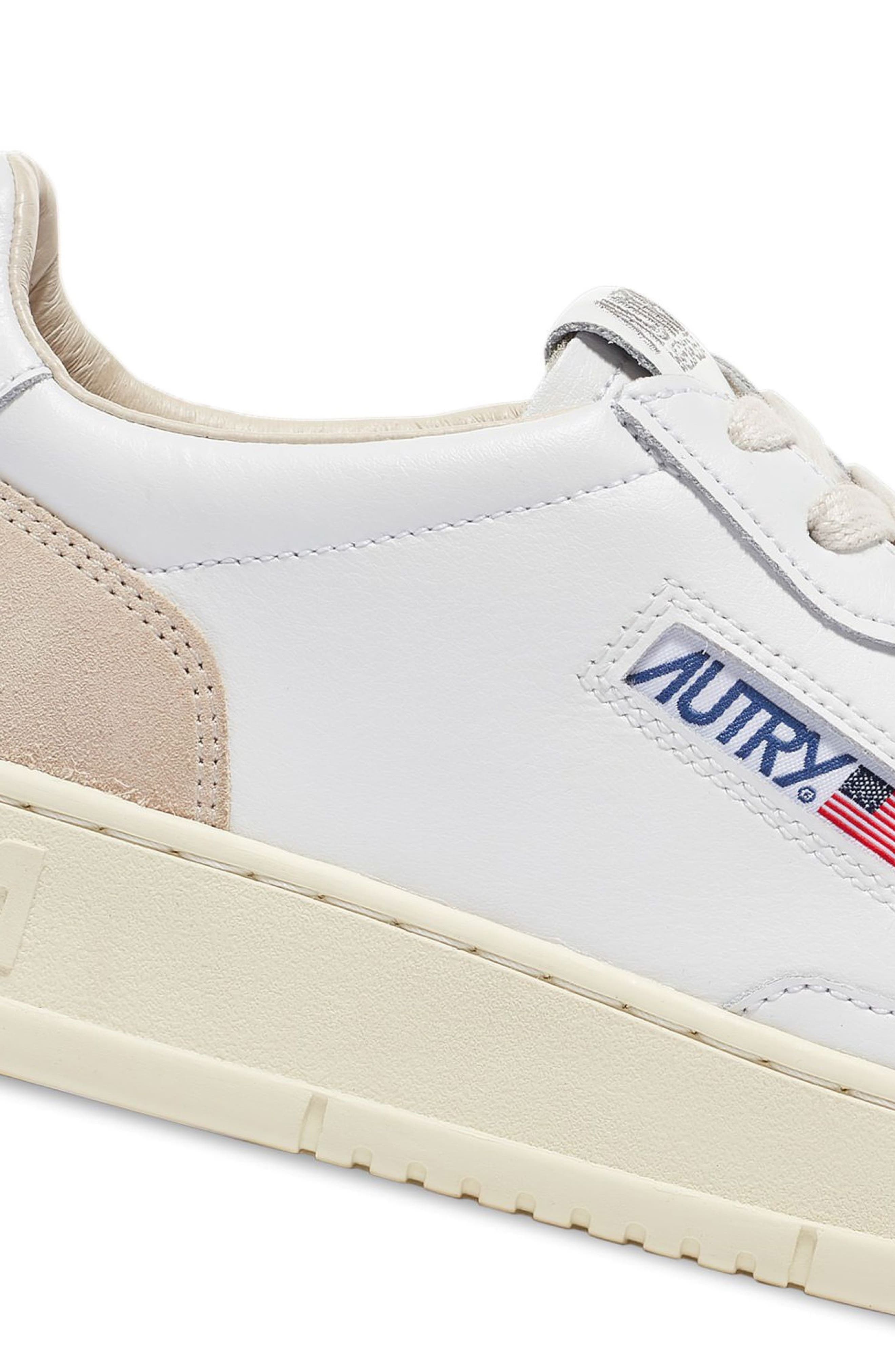 AUTRY Medalist Low Sneaker in White W/White at Nordstrom - 5
