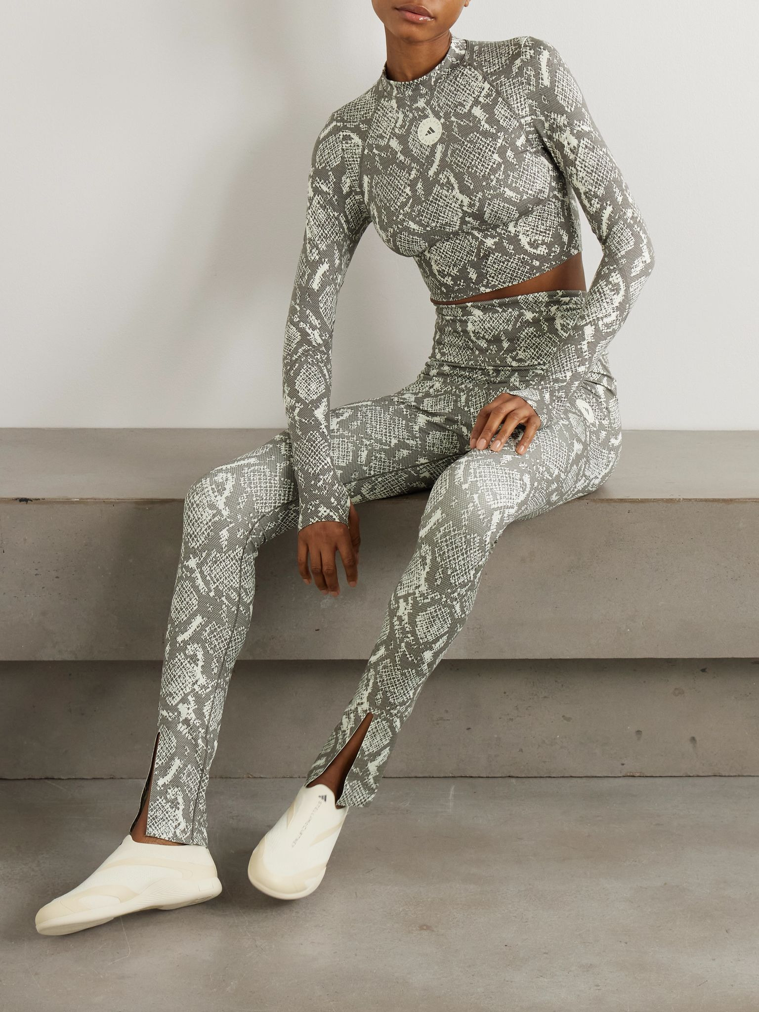 Cropped snake-print stretch recycled top Gray - 2