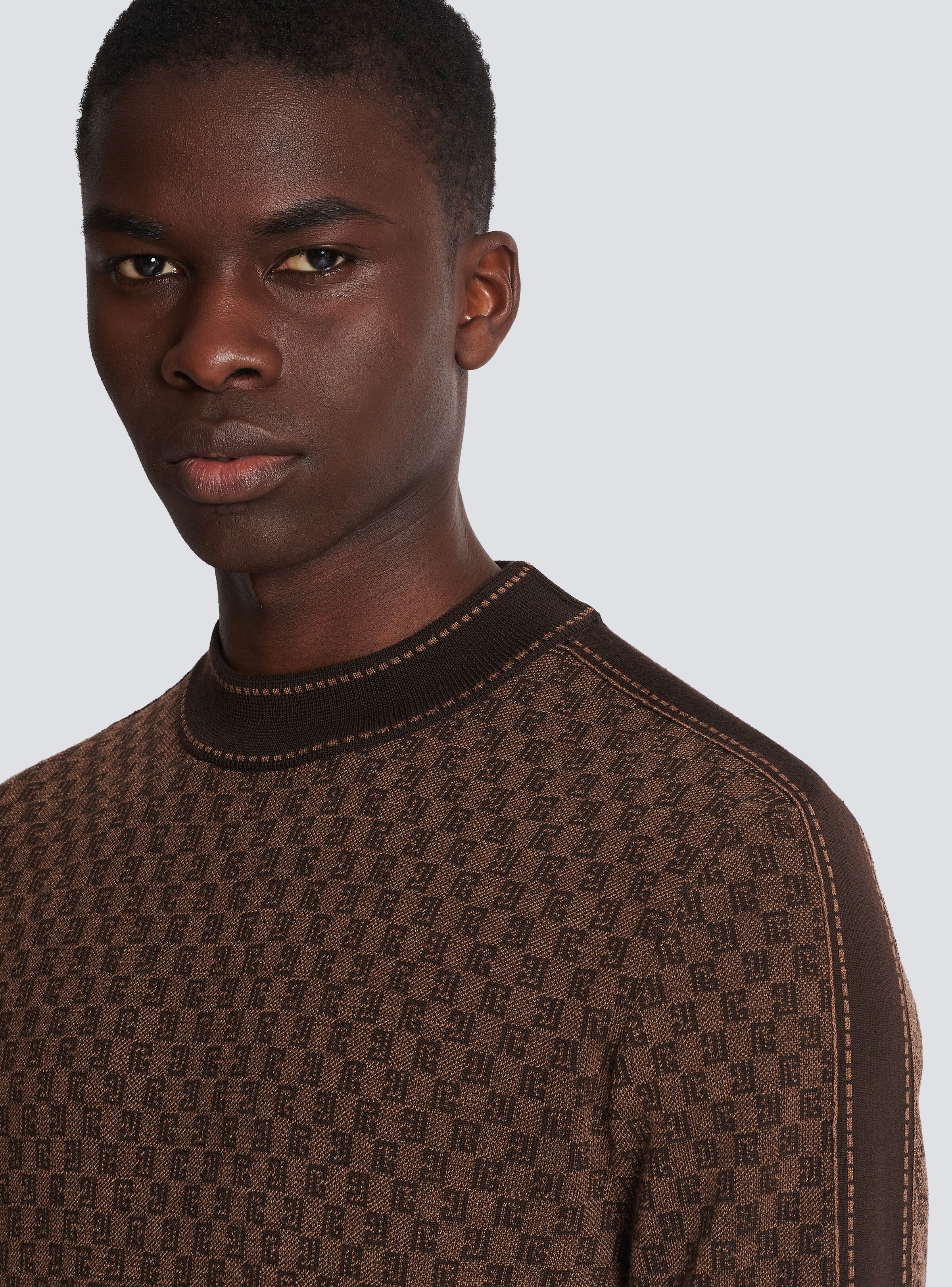【送料&関税込】Balmain Monogrammed Jacquard Knit Sweater BALMAIN Monogram-Jacquard Sweater in Black | endource