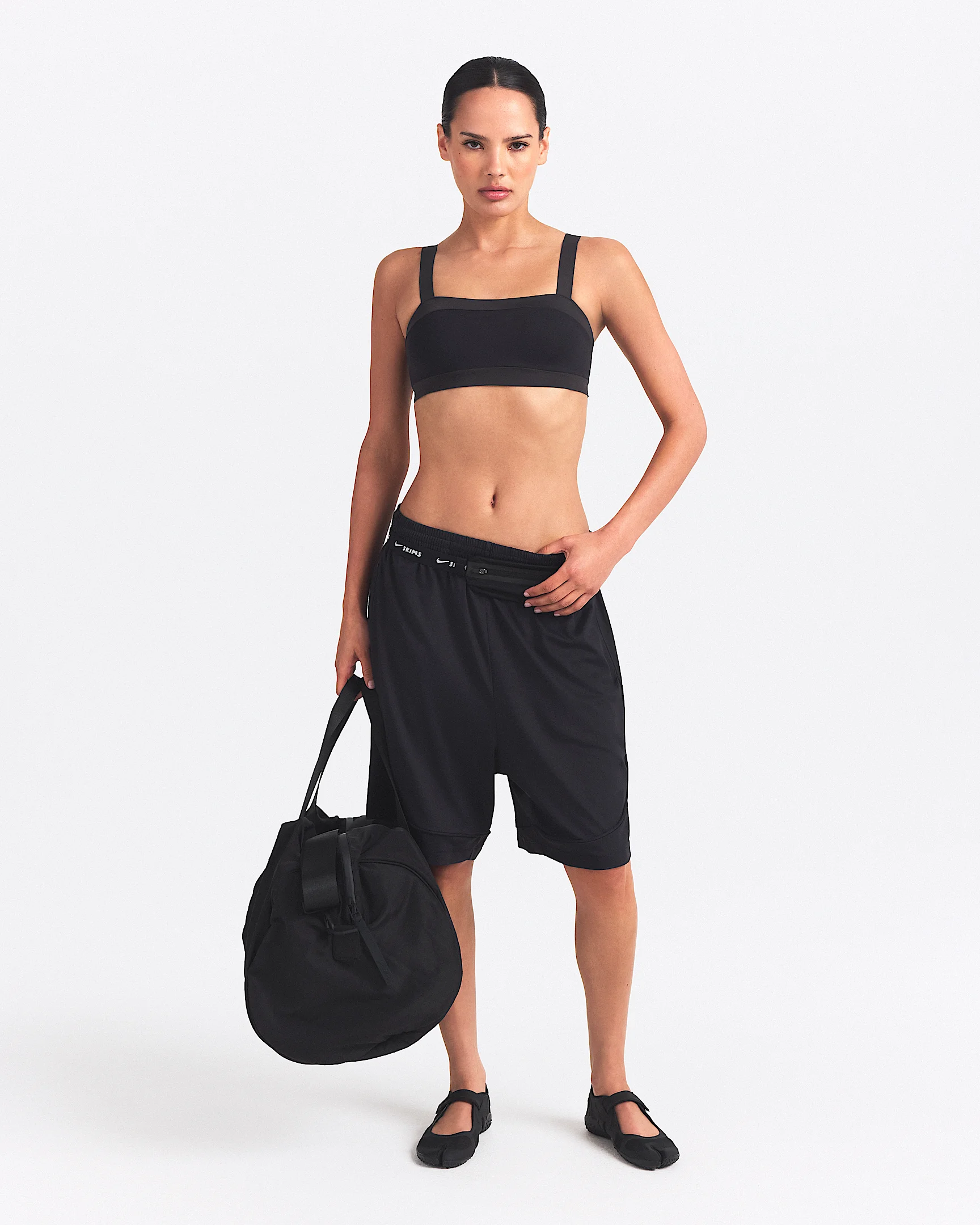 NikeSKIMS Airy Women's Relaxed Shorts - 1