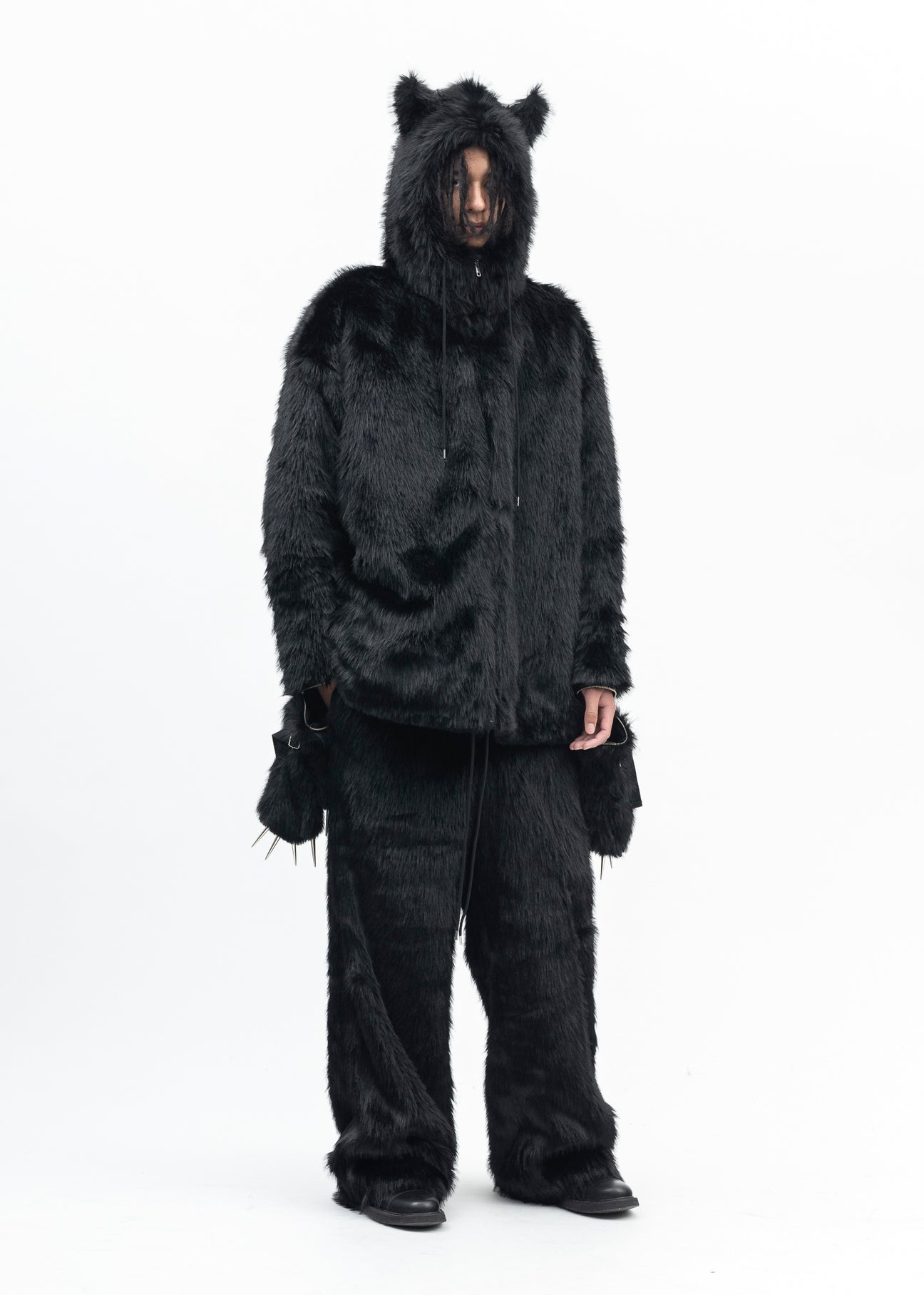 BLACK FAUX-FUR DEVIL PANTS - 7
